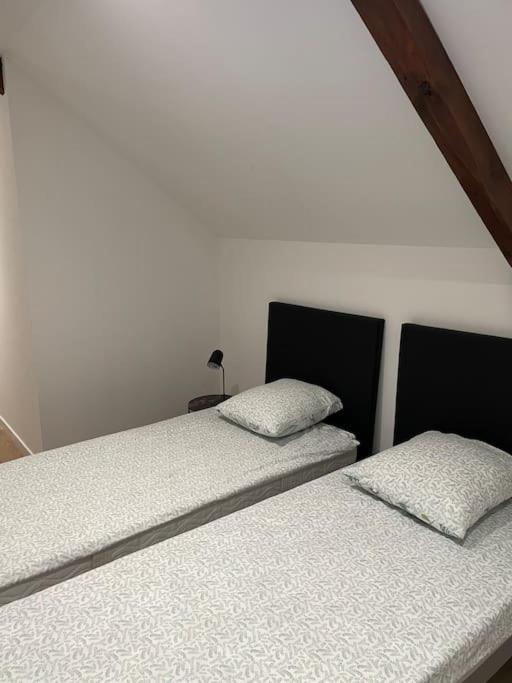 Magnifique Corps De Ferme Renove Avec Jacuzzi Βίλα Hillion Εξωτερικό φωτογραφία